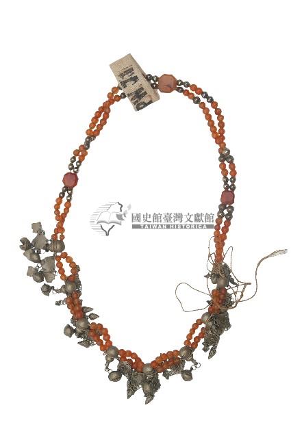 排灣族瑪腦珠飾項鍊藏品圖，第1張