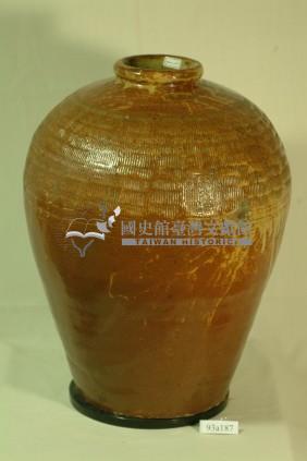 紅棕釉拍打印紋窄口豐肩式陶甕藏品圖，第1張