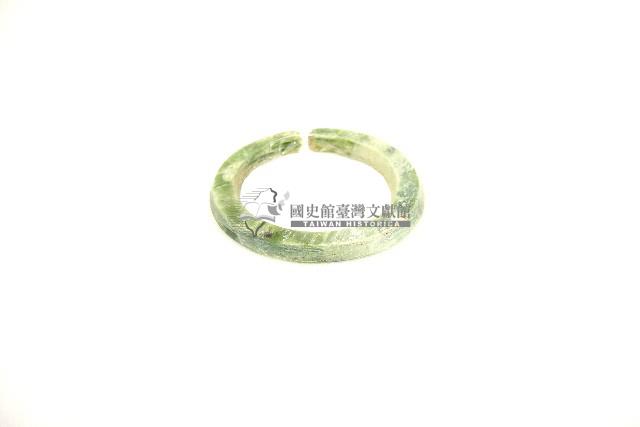 環狀玦型耳飾藏品圖，第1張