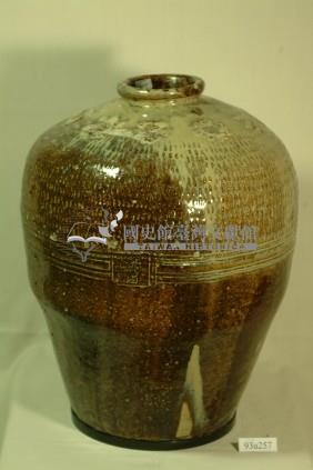 印款醬褐釉疊白釉拍打印紋窄口豐肩式陶甕藏品圖，第1張
