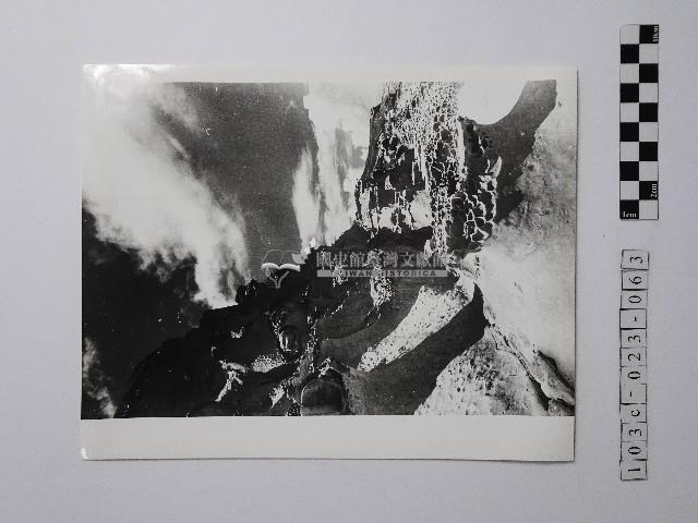 黃則修攝野柳地景藏品圖，第1張