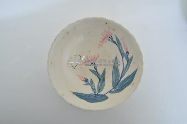 青花五彩蓮花紋大碗藏品圖，第1張