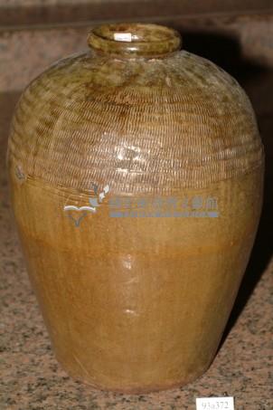 棕褐釉拍打印紋窄口豐肩式陶甕藏品圖，第1張