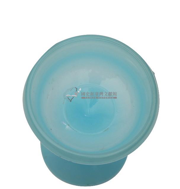 淡藍色透明玻璃高腳細腰杯藏品圖，第1張