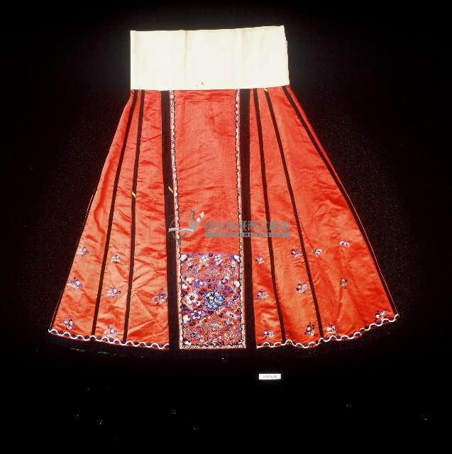 蝴蝶繡馬面裙藏品圖，第1張