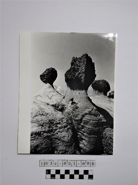 黃則修攝野柳地景蕈狀岩藏品圖，第1張