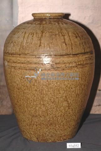 斑紋米褐釉拍打印紋窄口豐肩式陶甕藏品圖，第1張