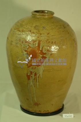 土黃色釉火胎痕拍打印紋窄口豐肩式陶甕藏品圖，第1張