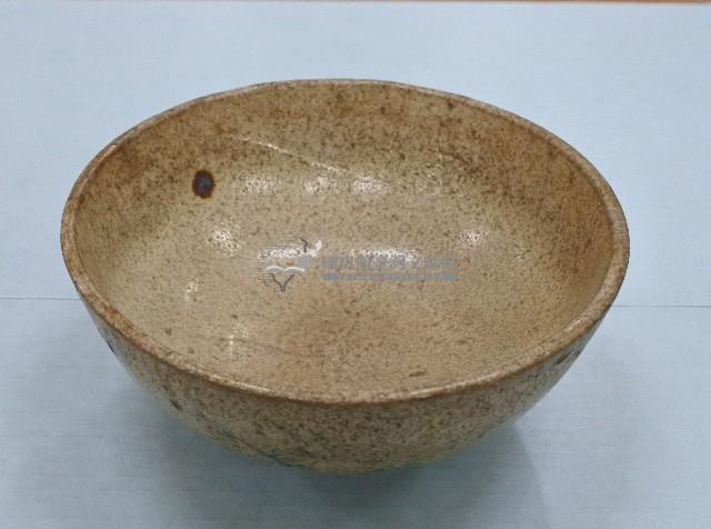 土黃釉青花深腹碗藏品圖，第1張