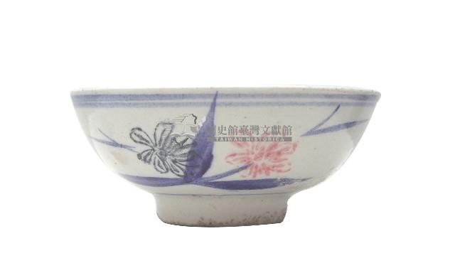 青花彩繪花草紋碗藏品圖，第1張