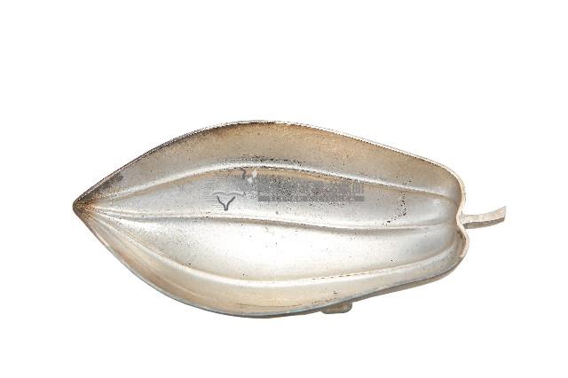 錦綾堂款銀製木瓜形皿藏品圖，第1張