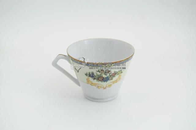 醬口五彩貼花折枝花卉紋咖啡杯藏品圖，第1張