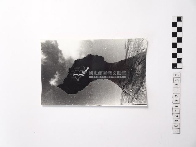 黃則修攝野柳地景女王頭藏品圖，第1張