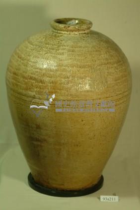黃白棕釉拍打印紋窄口豐肩式陶甕藏品圖，第1張