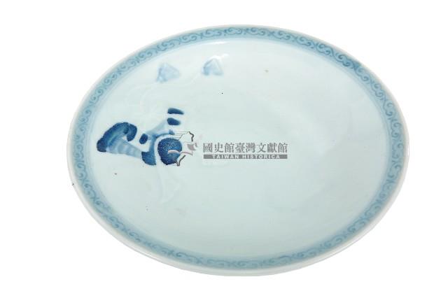 青花日本武士帽盔紋青白瓷盤藏品圖，第1張