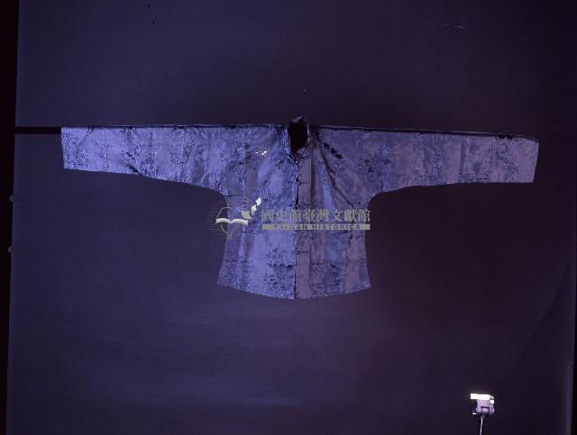 臺灣漢人族群男性黑色提花對襟衫藏品圖，第1張