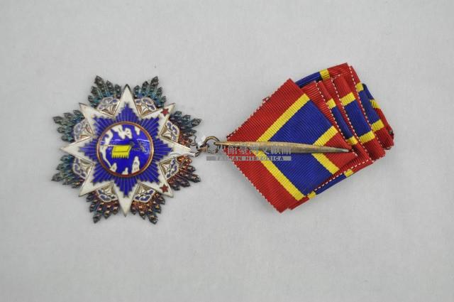 五等雲麾領綬勳章藏品圖，第1張