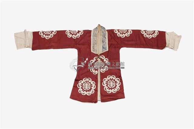 暗紅色中間開衩戲服藏品圖，第1張