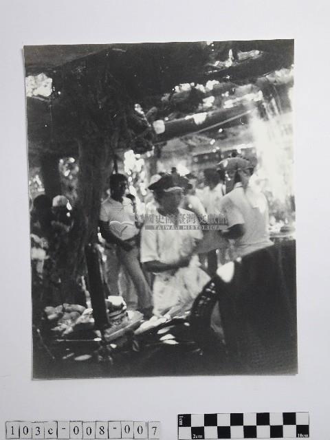 黃則修設童乩的祈禱藏品圖，第1張