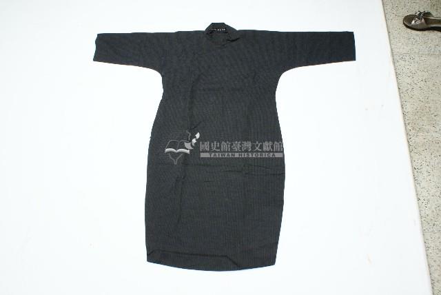 深灰色旗袍藏品圖，第1張