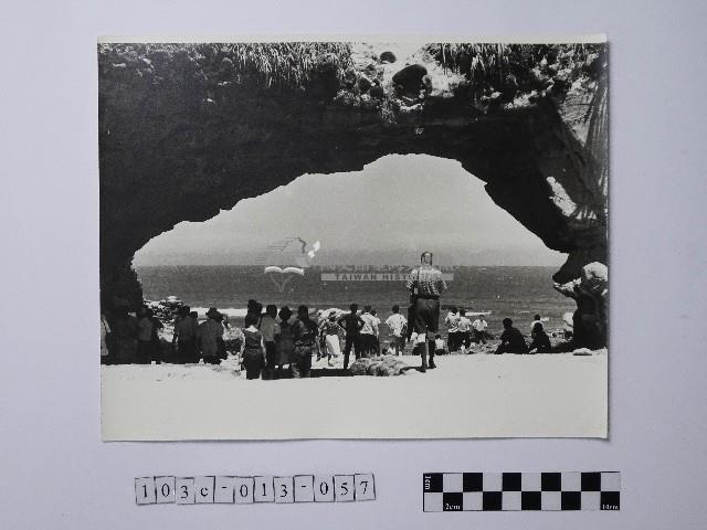 黃則修攝野柳地景海蝕洞藏品圖，第1張