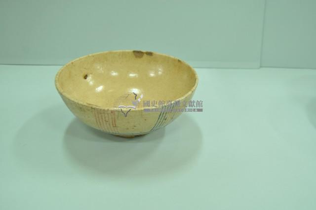 彩繪紅青線紋碗藏品圖，第1張