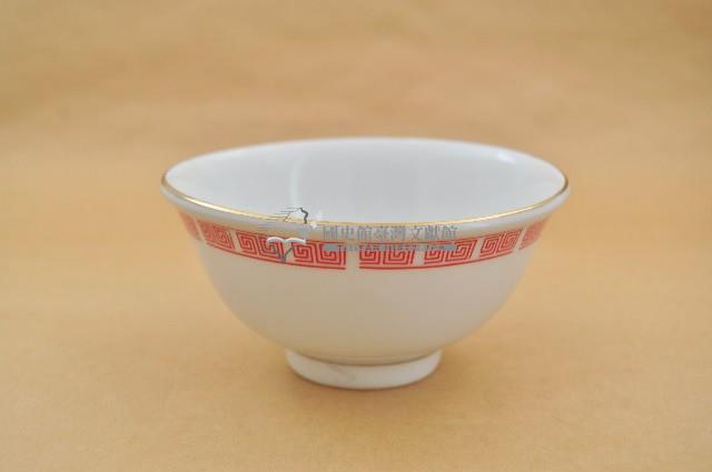 大同製金口紅彩回字紋碗藏品圖，第1張