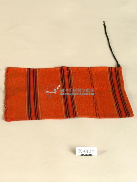 紅色線紋織樣綁腿布藏品圖，第1張