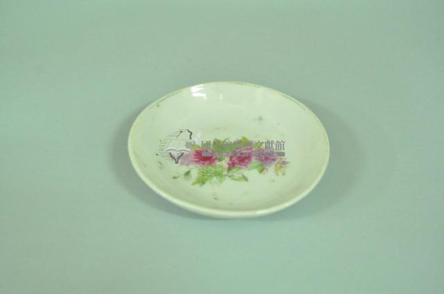 白地印花彩繪折枝玫瑰紋瓷碟藏品圖，第1張