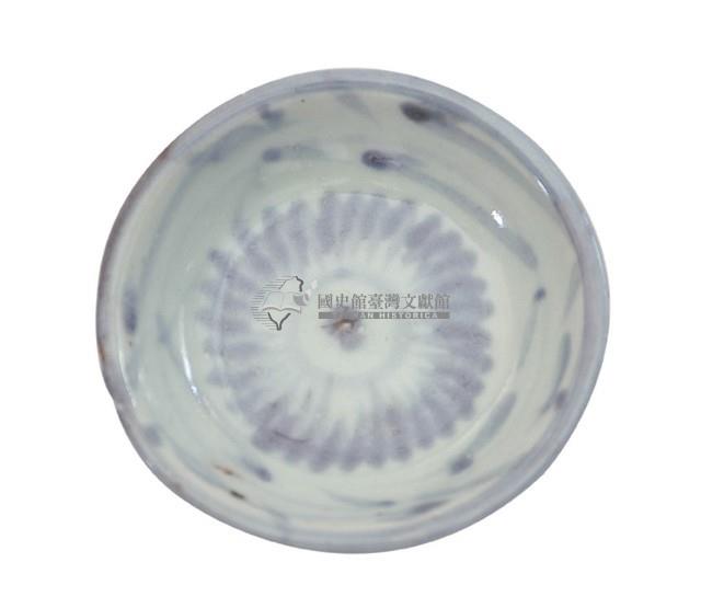 青花寫意菊花紋墩式碗藏品圖，第1張