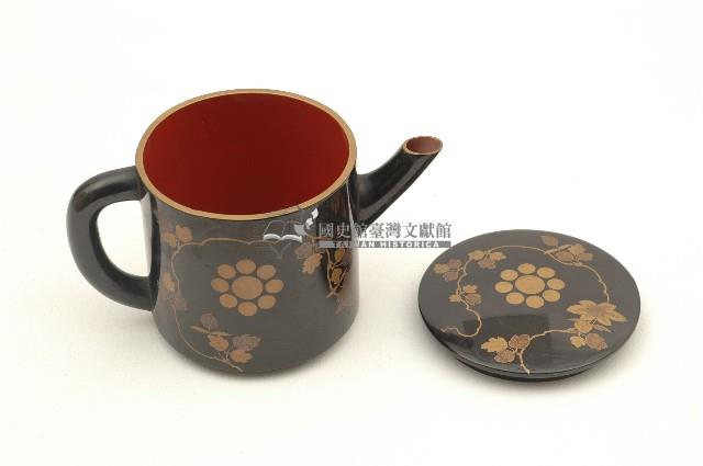 木胎圓立桶形黑漆地湯蓋桶藏品圖，第1張