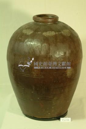 紅棕褐釉拍打印紋窄口豐肩式陶甕藏品圖，第1張