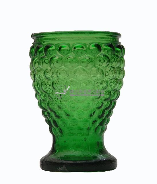 綠色圓形稜狀浮雕玻璃杯藏品圖，第1張