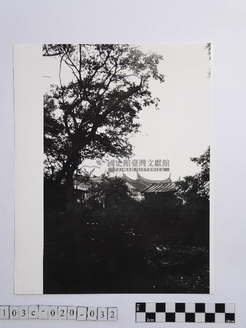 黃則修攝板橋林家藏品圖，第1張