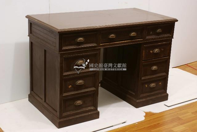 木製抽屜式ㄇ型書桌藏品圖，第2張