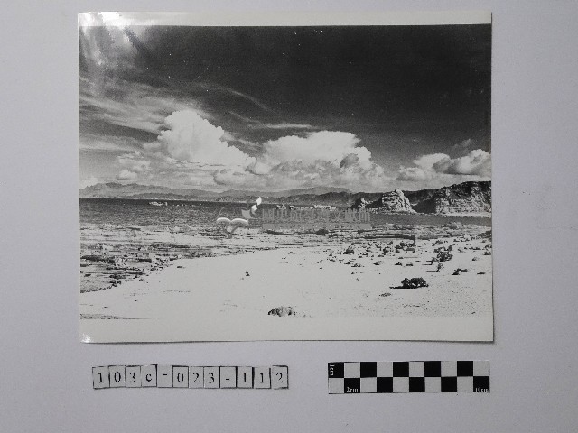 黃則修攝野柳地景藏品圖，第1張
