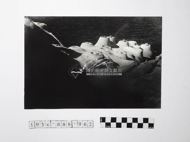 黃則修攝野柳地景燭臺石藏品圖，第1張