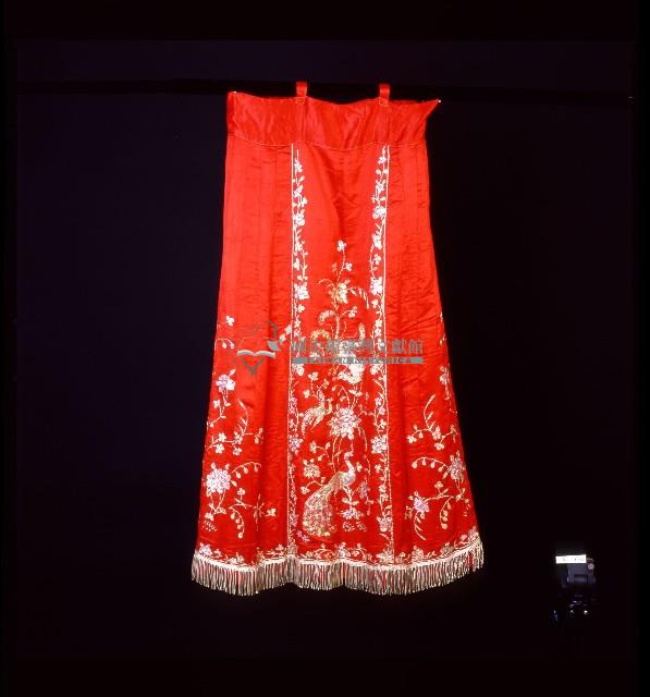 臺灣漢人族群女性禮裙藏品圖，第1張