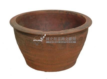 火紅素胎拍打印紋盤口斜腹式陶甕藏品圖，第1張