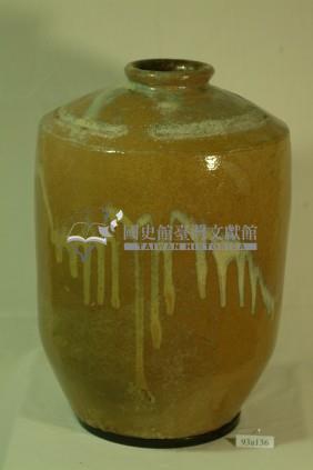 帶款土黃釉釉窄口直壁式陶甕藏品圖，第1張