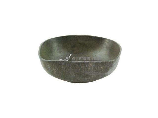 香園閣款四委角口淺腹銀碗藏品圖，第1張