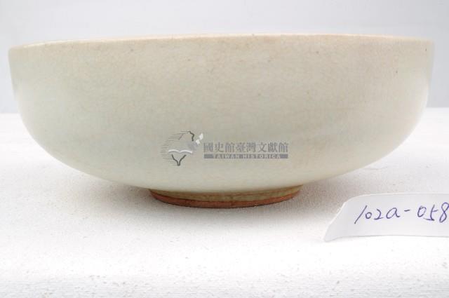 白釉開片墩式碗藏品圖，第1張