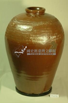 紅棕釉拍打印紋窄口豐肩式陶甕藏品圖，第1張