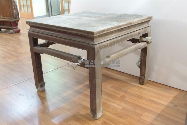 下桌藏品圖，第2張