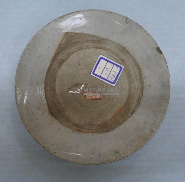 白釉小型盤藏品圖，第1張