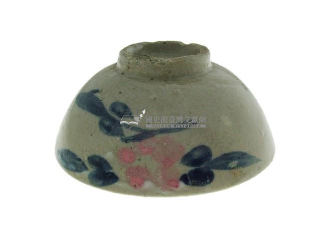 青花點彩寫意花卉紋瓷碗（多組）藏品圖，第10張