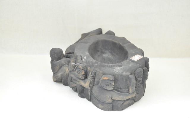 黑色雕塑人樣菸灰缸藏品圖，第4張