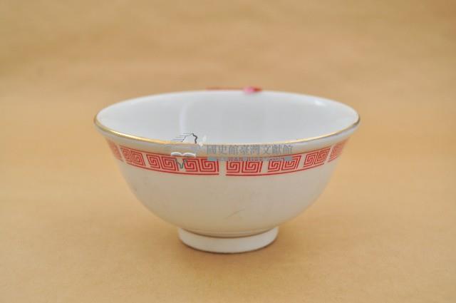 大同製金口紅彩回字紋碗藏品圖，第4張