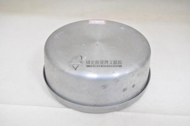 錫製圓形帶蓋便當盒藏品圖，第4張