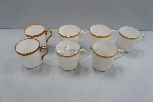 金口握把白瓷杯藏品圖，第4張
